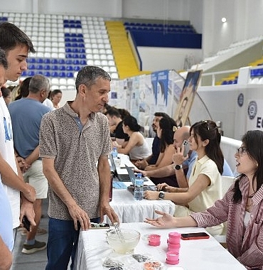 ege-universitesinde-tercih-gunleri-basladi-g9ta49W2.jpg