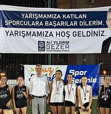 plaj-voleybolunda-minik-sporculardan-buyuk-mucadele-BElTsmRD.jpg