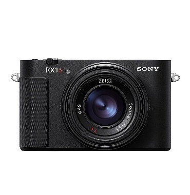 sony-rx1r-iii-modelini-tanitti-zamansiz-anlari-ustun-CLW1XRYF.jpg