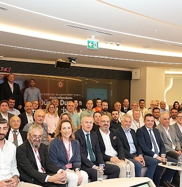 vodafoneun-ev-sahipliginde-duzenlenen-calistayda-yerli-kapasite-konusuldu-zD3p9QhD.jpg