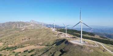 akfen-yenilenebilir-enerji-802-mwlik-kurulu-guce-ulasti-Ibk76e1s.jpg
