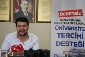 antalya-buyuksehir-belediyesi-universite-adaylarinin-yaninda-LLGuyRfA.jpg