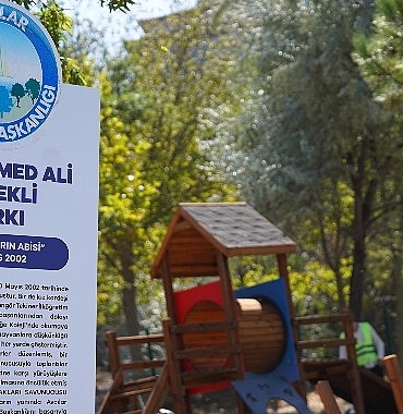 avcilarin-tek-kopek-oyun-parki-yenilendi-WPejPYlZ.jpg