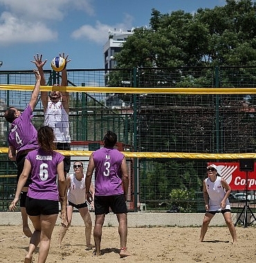 kadikoy-belediyesi-kalamis-spor-merkezi-plaj-voleybolunun-yildizlarini-agirliyor-KdEdMOlu.jpg