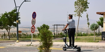 kahveci-daginda-scooterli-guvenlik-gorevlileri-2eadYwlw.jpg