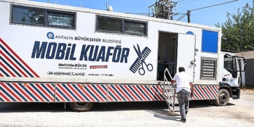 mobil-kuafor-tiri-antalyanin-yaylalarinda-wM8RrRhY.jpg
