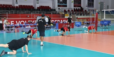 nilufer-belediyespor-eker-kadin-voleybol-takimi-yeni-sezon-hazirliklarina-basladi-g4L1ZuMw.jpg