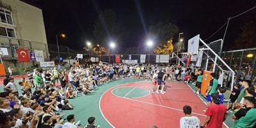 rekor-katilimli-sokak-basketbolu-turnuvasi-sona-erdi-pOgMChCX.jpg