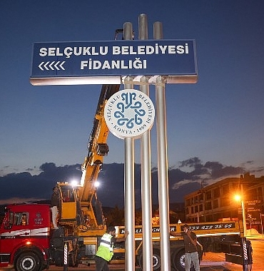 selcuklu-belediyesinden-sehir-estetigine-katki-saglayacak-uygulama-belediyeye-ait-tum-totemler-kaldiriliyor-5Hw4ci9U.jpg