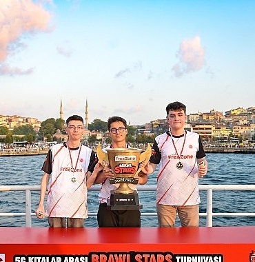 vodafone-freezone-5g-kitalararasi-brawl-stars-turnuvasinda-sampiyon-doner-kebap-takimi-cfjEWvzY.jpg