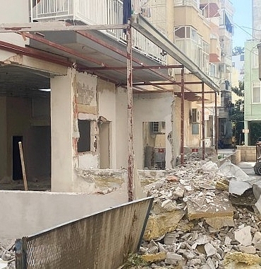 yenisehir-belediyesinden-kacak-yapilara-karsi-siki-denetim-yikimlar-devam-ediyor-IjgZBXdd.jpg