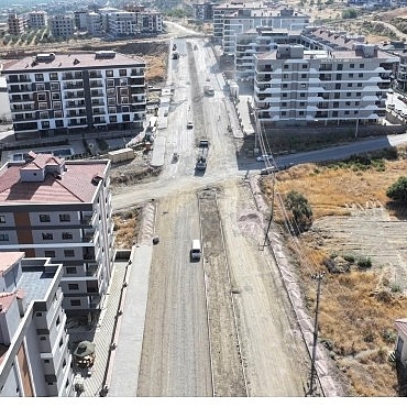 yollar-buyuksehirle-guzellesiyor-h5E1QBix.jpg