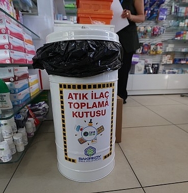 bakirkoyde-atik-ilaclar-eczanelerde-toplaniyor-vkKd4n4t.jpg