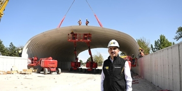 baskan-altay-turkiyede-ilk-kez-denenen-teknikle-insaati-suren-koprulu-kavsagin-trafigi-rahatlatacagini-acikladi-qP75iqNN.jpg