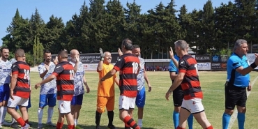 cesme-sakiz-master-futbol-turnuvasi-tamamlandi-YLxiPF96.jpg