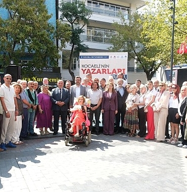 kocaelinin-yerel-yazarlari-bu-fuarda-lx5JBKJw.jpg