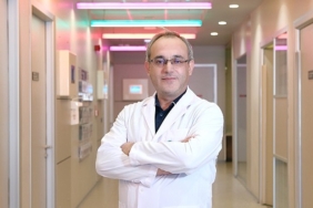 teknoloji-kullanimi-genc-yasta-boyun-fitigi-riskini-artiriyor-AtuaQudV.jpg