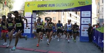 turkiye-finansin-ana-sponsoru-oldugu-gurme-run-gaziantep-yari-maratonu-gerceklesti-SzDKH54O.jpg