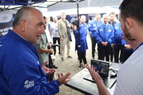 turkiyenin-en-buyuk-yapay-zek-festivali-canikte-basladi-Ms4Kh7d6.jpg
